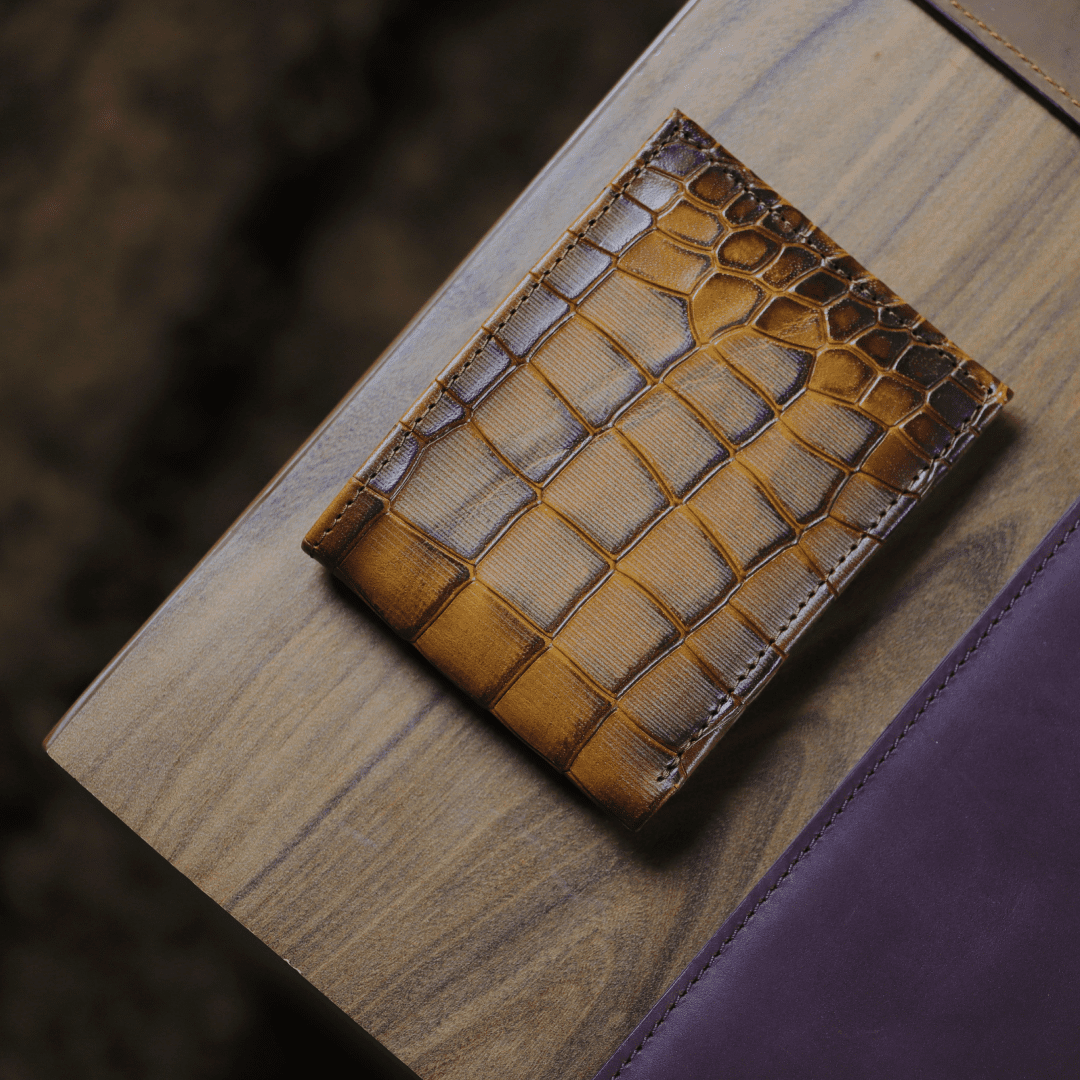 Classic Wallet – Croc Tan (Premium Collection)